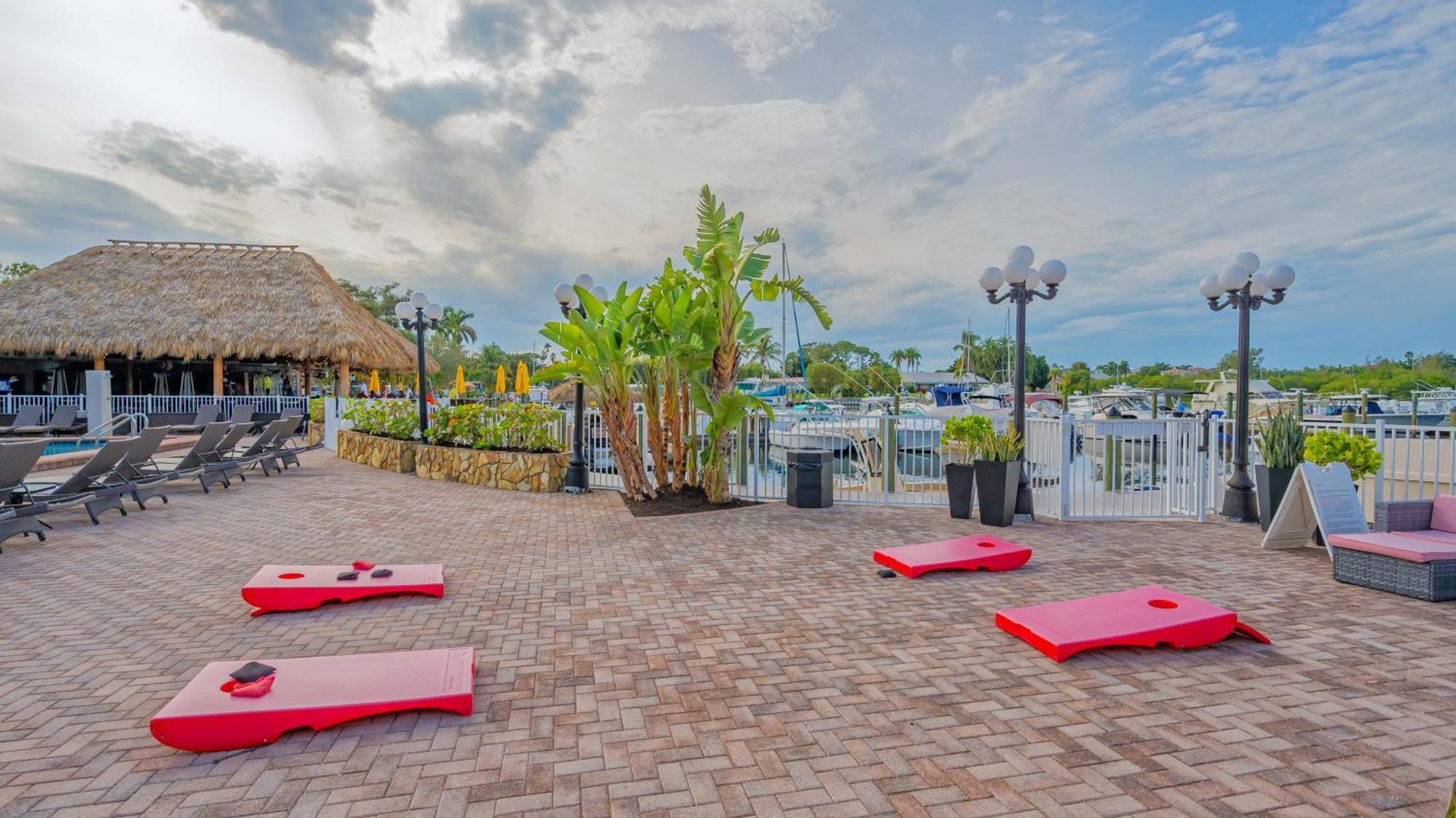 All-New Waterfront With Balcony,Pool,Tiki Bar,Gym Sarasota Exterior foto