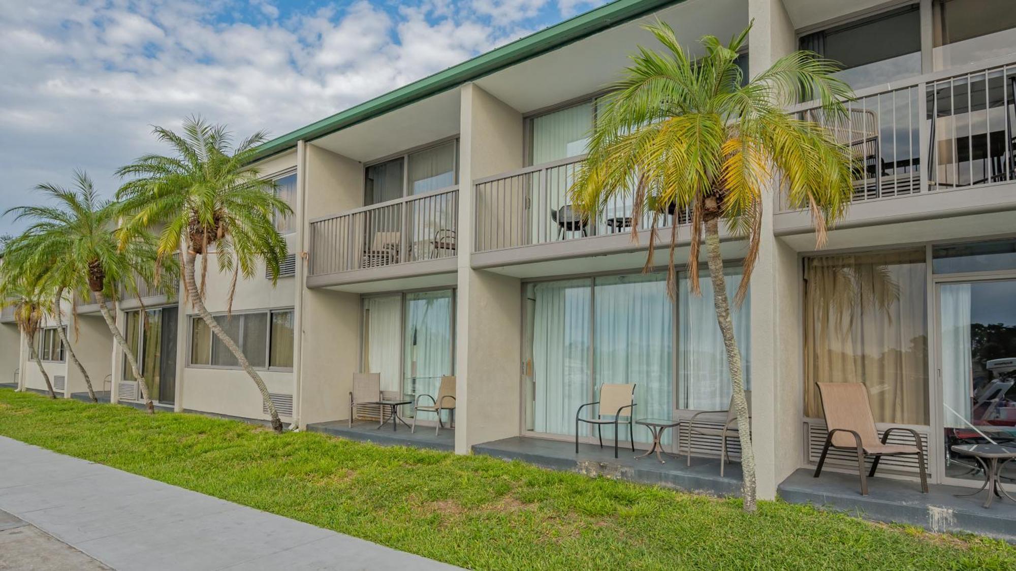 All-New Waterfront With Balcony,Pool,Tiki Bar,Gym Sarasota Exterior foto