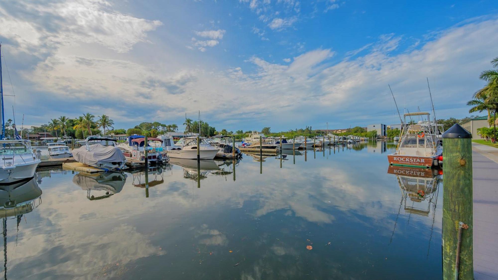 All-New Waterfront With Balcony,Pool,Tiki Bar,Gym Sarasota Exterior foto