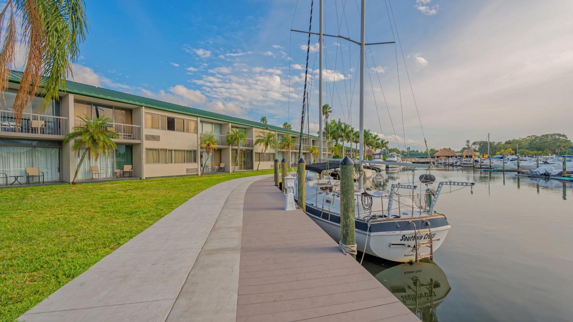 All-New Waterfront With Balcony,Pool,Tiki Bar,Gym Sarasota Exterior foto